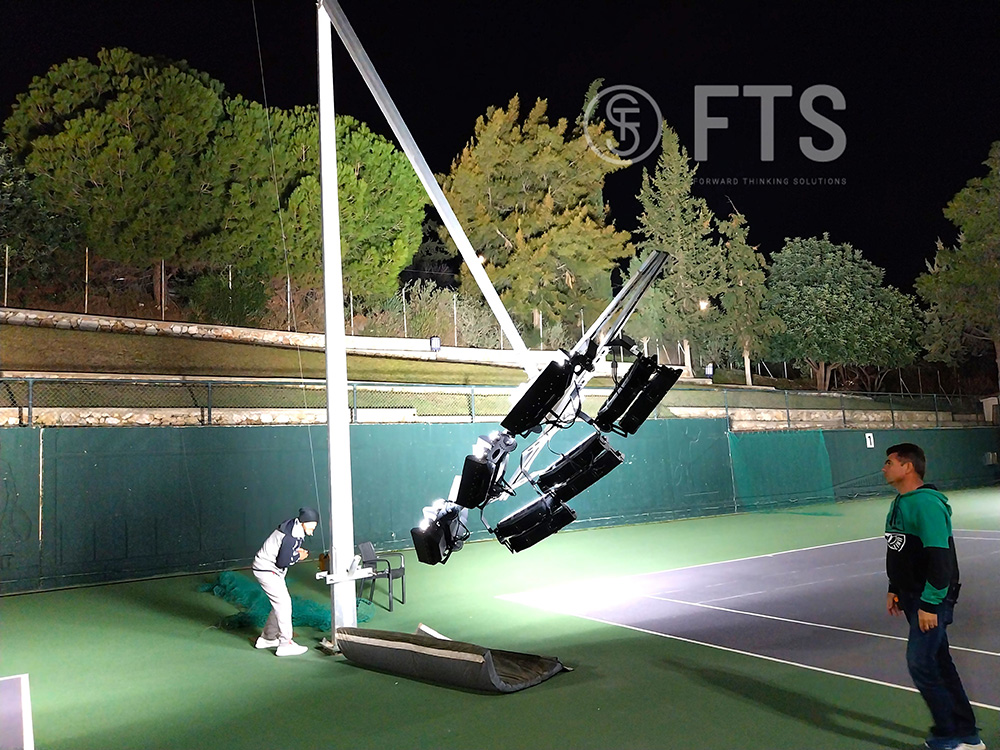 Φωτισμός γηπέδων tennis στον Ομιλο Αντισφαίρισης Πετρούπολης από την FTS HELLAS