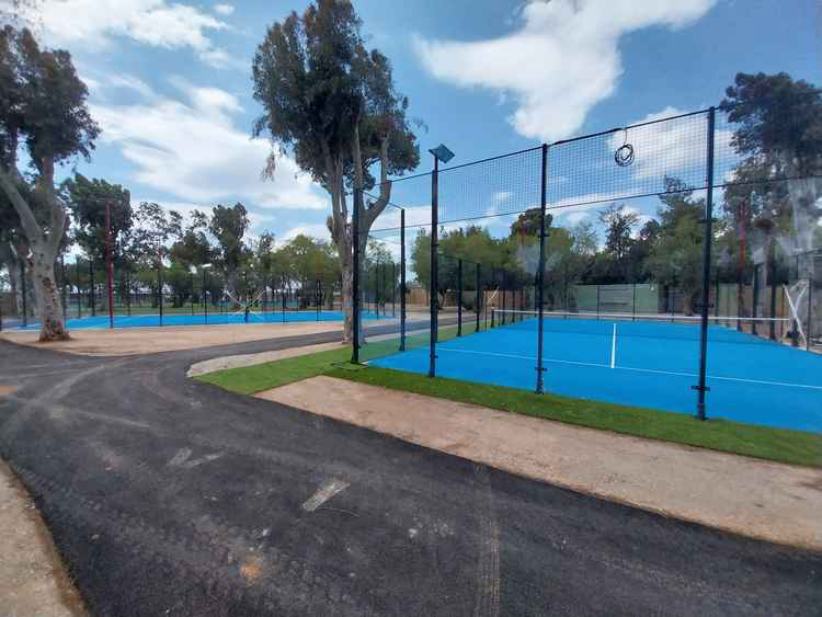 Φωτισμός γηπέδων Padel Academy Βούλα